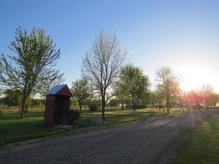 Zomer RV Campground Picture 6