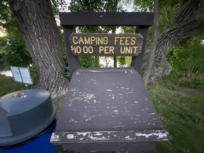 Alton Roadside Park Campground Picture 1