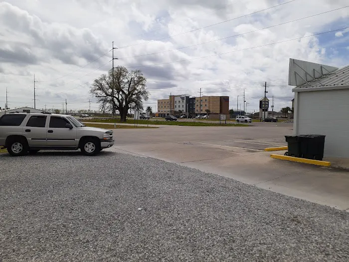 Houma RV Park Picture 7