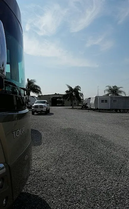 Houma RV Park Picture 10