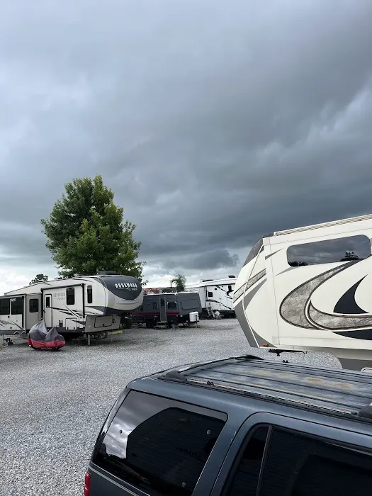 Houma RV Park Picture 1