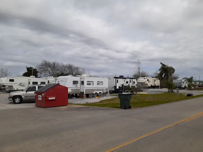 Houma RV Park Picture 4