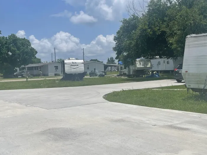 Magnolia RV Park, LLC Picture 4