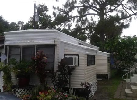 M E Travel Trailer Park