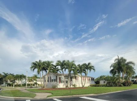 Silver Lakes RV Resort & Golf Club
