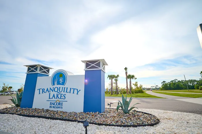 Encore Tranquility Lakes Picture 3