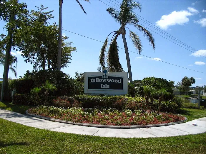 Tallowwood Isle Picture 10