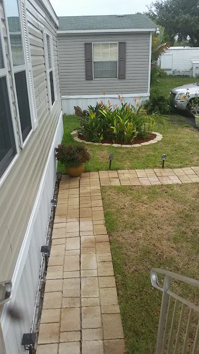 Cypress Creek Mobile Home & Country Club Picture 5