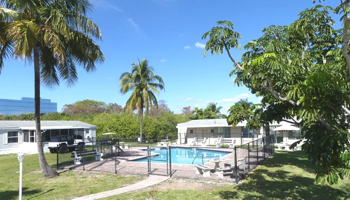 Cypress Creek Mobile Home & Country Club Picture 6
