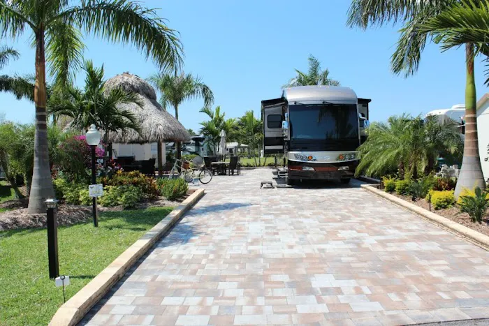 Aztec RV Resort- Motorcoach Picture 3