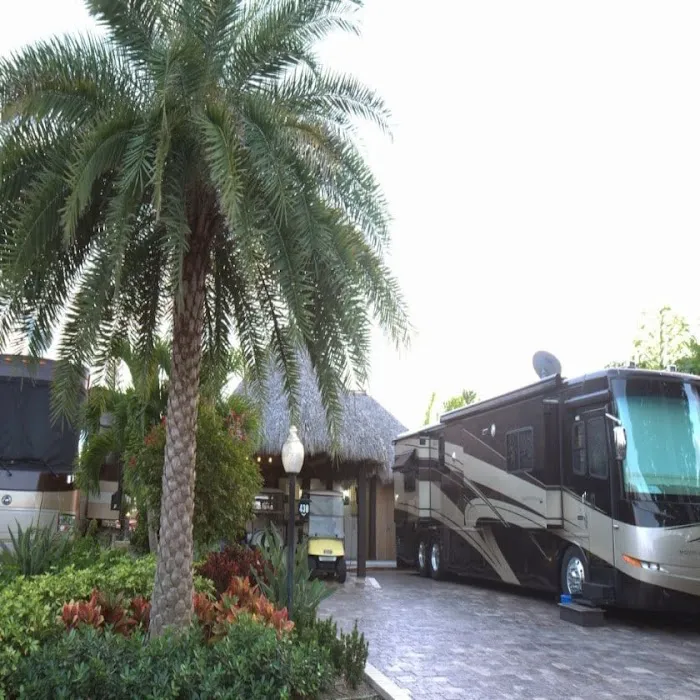 Aztec RV Resort- Motorcoach Picture 7