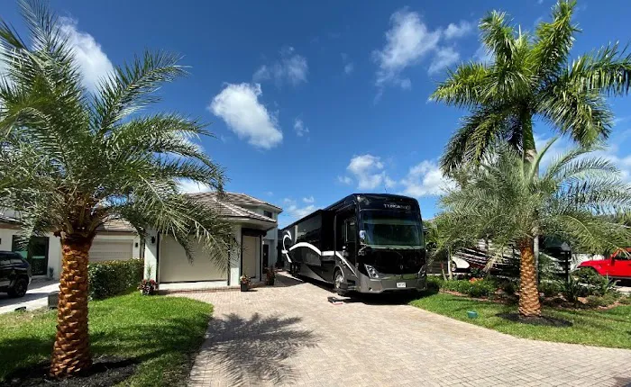 Aztec RV Resort- Motorcoach Picture 1