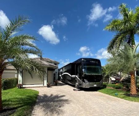 Aztec RV Resort- Motorcoach