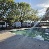 Traders Village RV Park ico