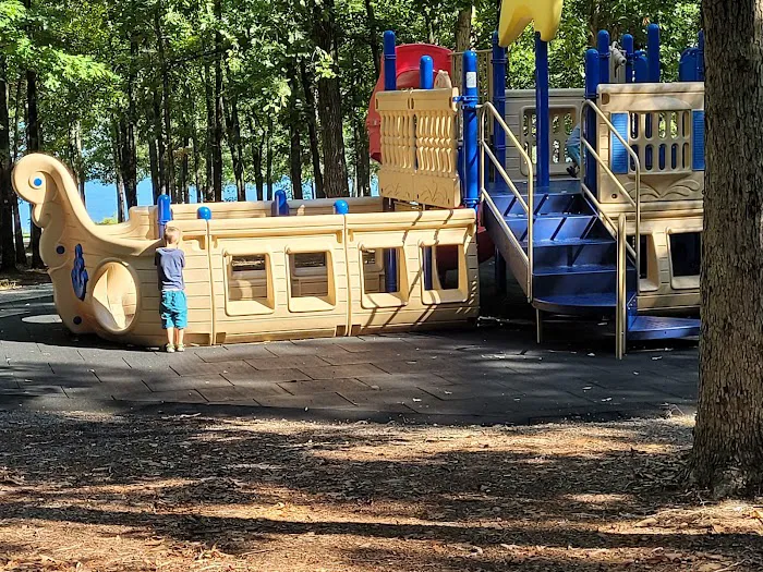 Devils Fork Recreation Area Picture 6