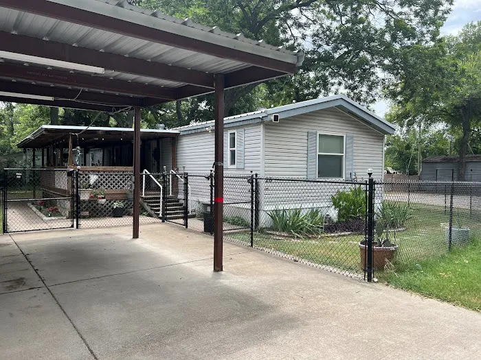 Pecan Acres MH & RV Community Picture 1