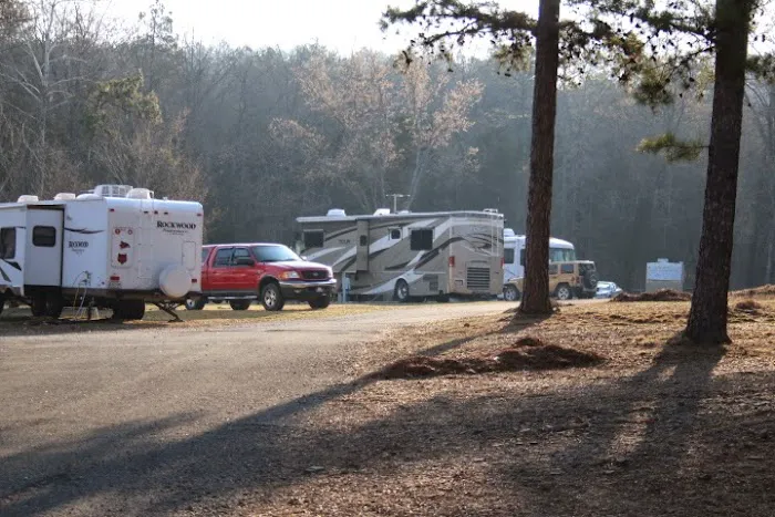 Golden Pond RV Park- Coast to Coast Picture 8