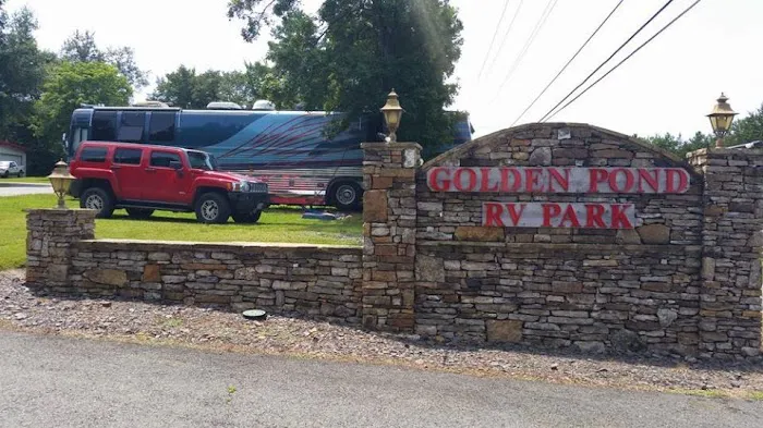 Golden Pond RV Park- Coast to Coast Picture 10