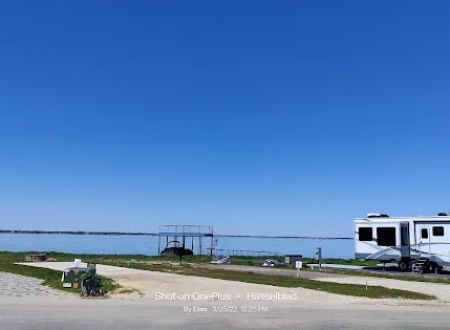 Peninsula Point RV & Tiny Home Luxury Resort