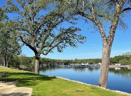 Lakeshore RV Park