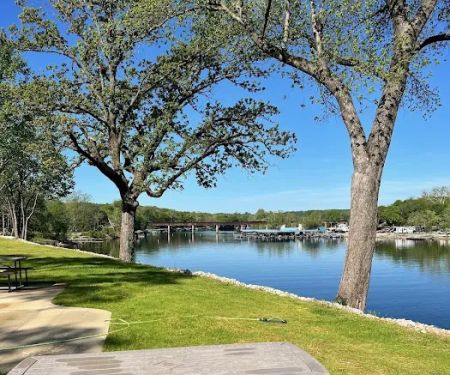 Lakeshore RV Park