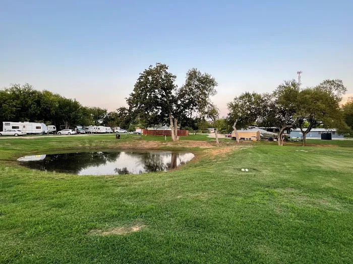 Newark RV Park, Texas Picture 4