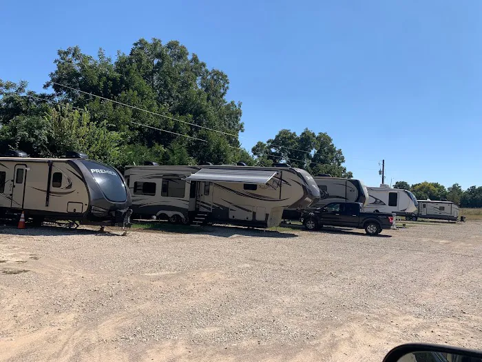 Eagles Nest RV Resort - RV Park Boyd TX Eagle Mountain Lake Picture 3