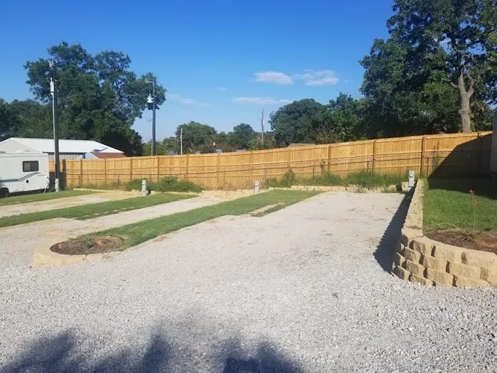 Eagle Point RV Park Picture 6