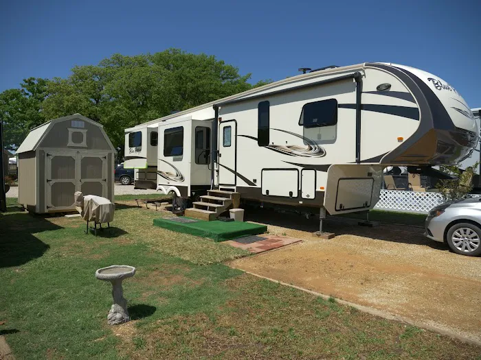 West Fork RV Park Picture 6