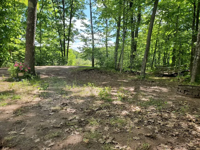 Spring Oaks Campground Picture 9