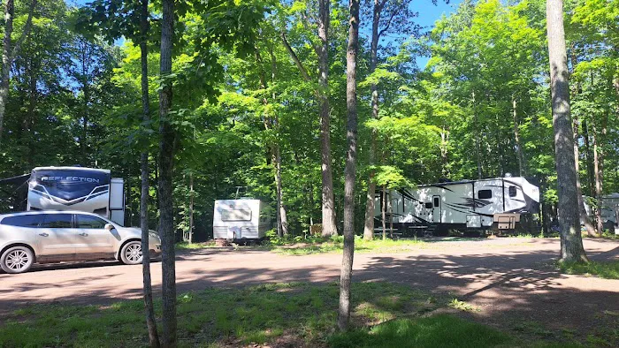 Spring Oaks Campground Picture 2
