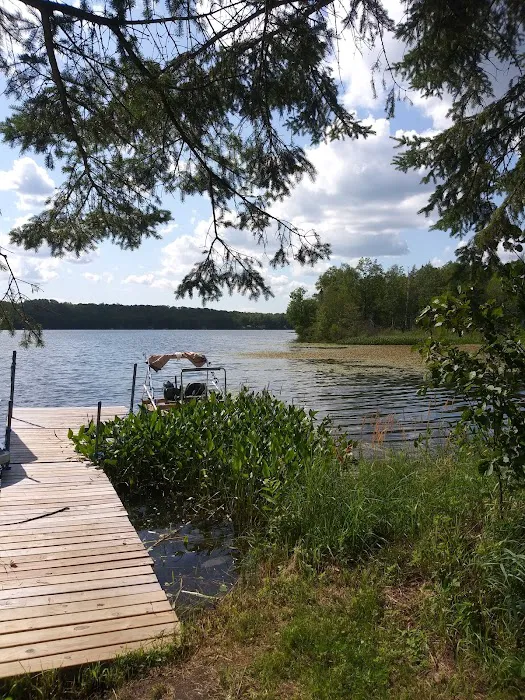 Lounge On Big Lake Shores Picture 8