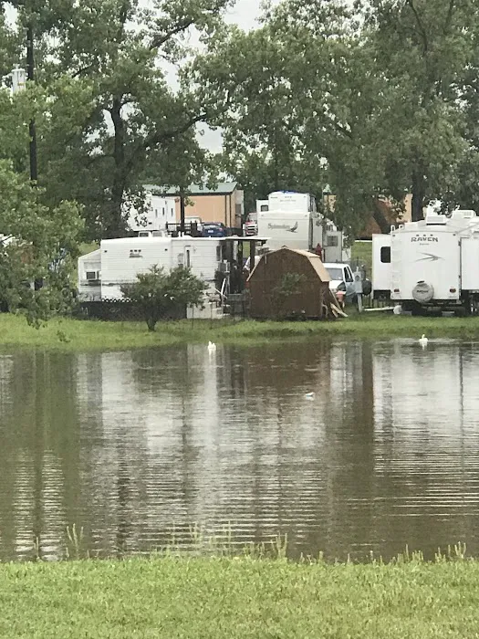 Stone Ridge RV Park Picture 4