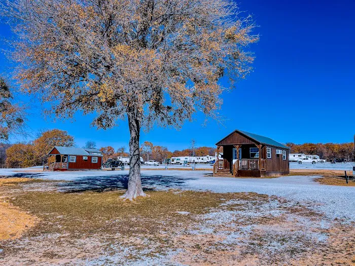Stanford Ranch Lakeside RV Resort Picture 10