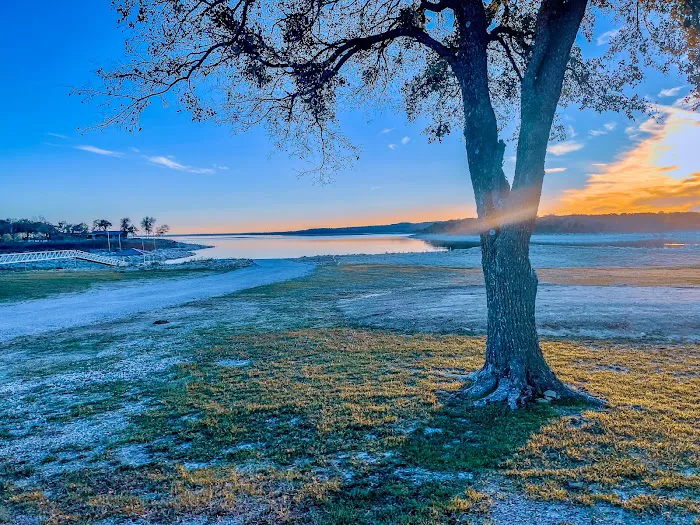 Stanford Ranch Lakeside RV Resort Picture 9