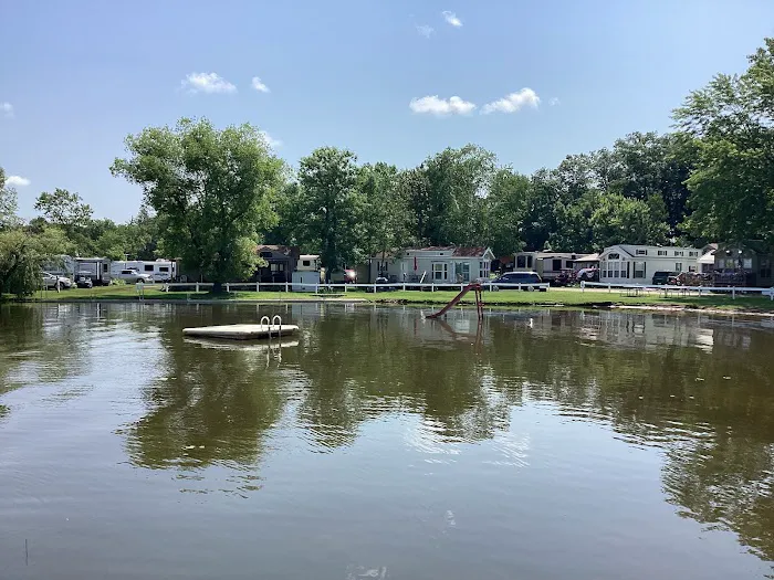 Oak Lake Campground Picture 2