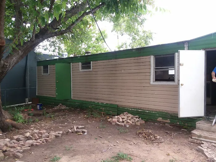 Azle Ave Mobile Home Park Picture 3