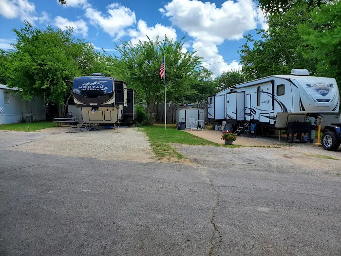 Ranger Mobile Home and RV Park Picture 6