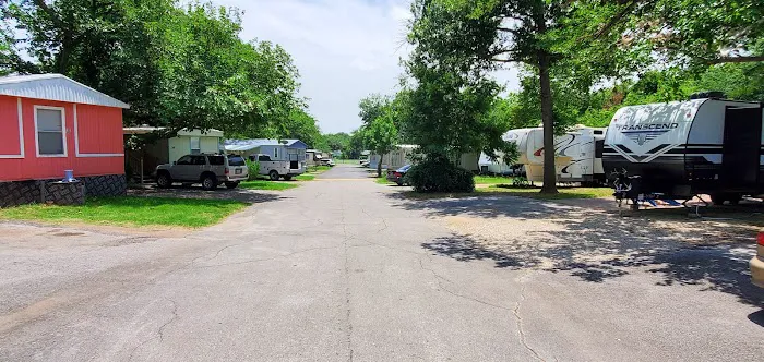 Ranger Mobile Home and RV Park Picture 10