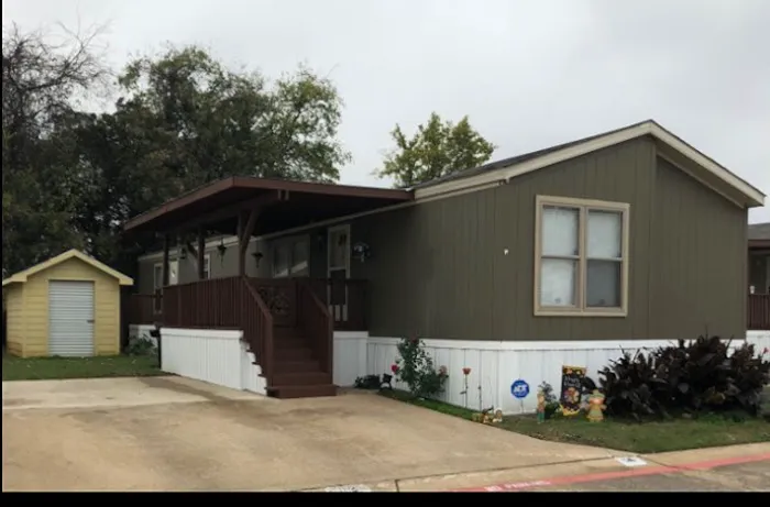 La Hacienda Escondida Mobile Home Park Picture 5