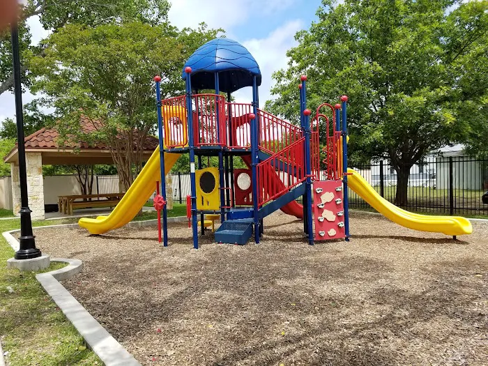 La Hacienda Escondida Mobile Home Park Picture 8
