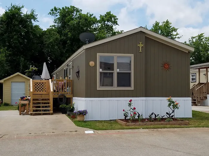 La Hacienda Escondida Mobile Home Park Picture 2