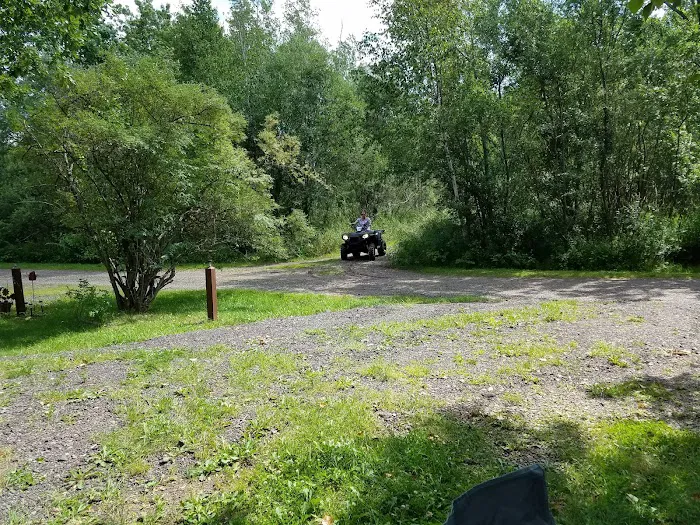 Red Fox Campground & RV Park Picture 10