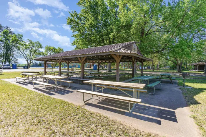 Moose Lake Park & Campground Picture 10