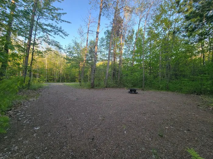 Private Campsite in Sturgeon Lake Picture 1