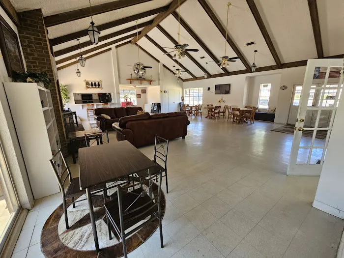 Redwood Estates Picture 9