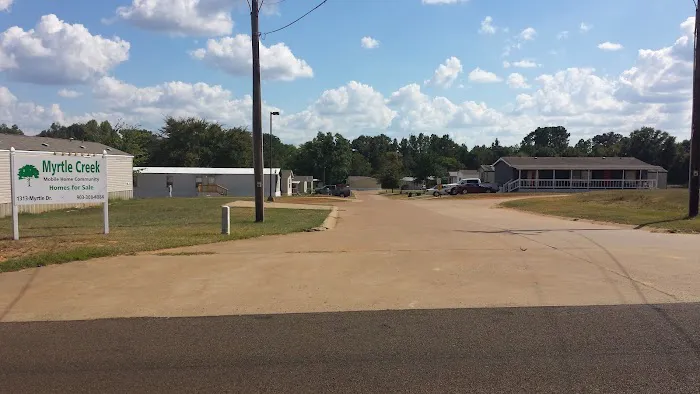 Myrtle Creek MHC Picture 3