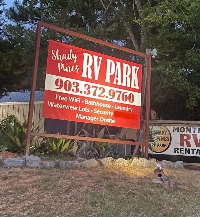 Shady Pines RV Park Picture 8