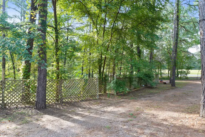 Shady Pines RV Park Picture 10