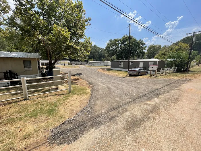 Lone Star Estates Picture 3
